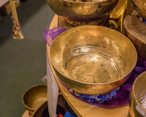 Singing bowls from Nepal - ArsMINERALIS
